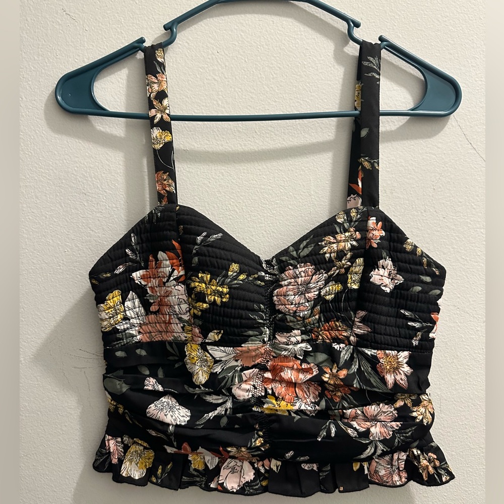 Size Medium BOG Collective crop tank top. NEW WITH TAGS